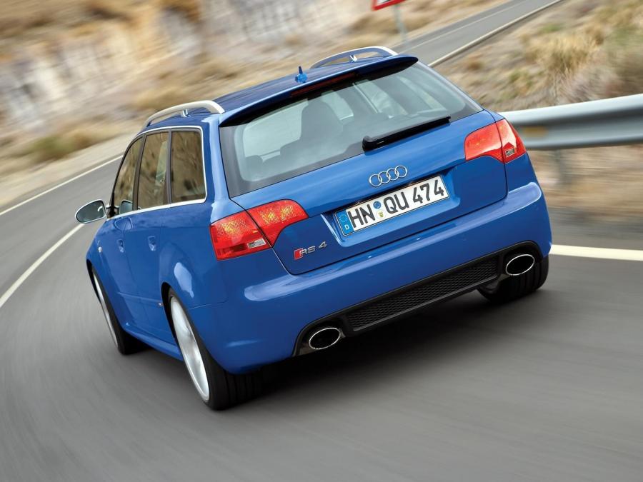  Audi RS4 Avant (B7, 8E) 2006 года  (WW) (фото 42 из 49)